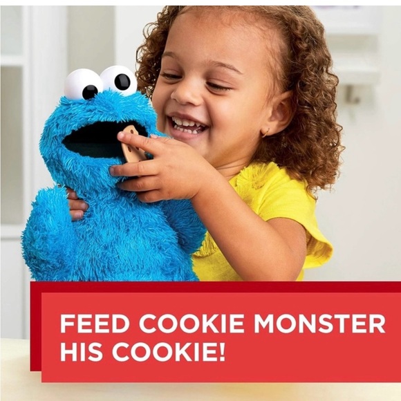 Sesame Street Feed me Cookie Monster Plush Toy - Picture 3 of 6